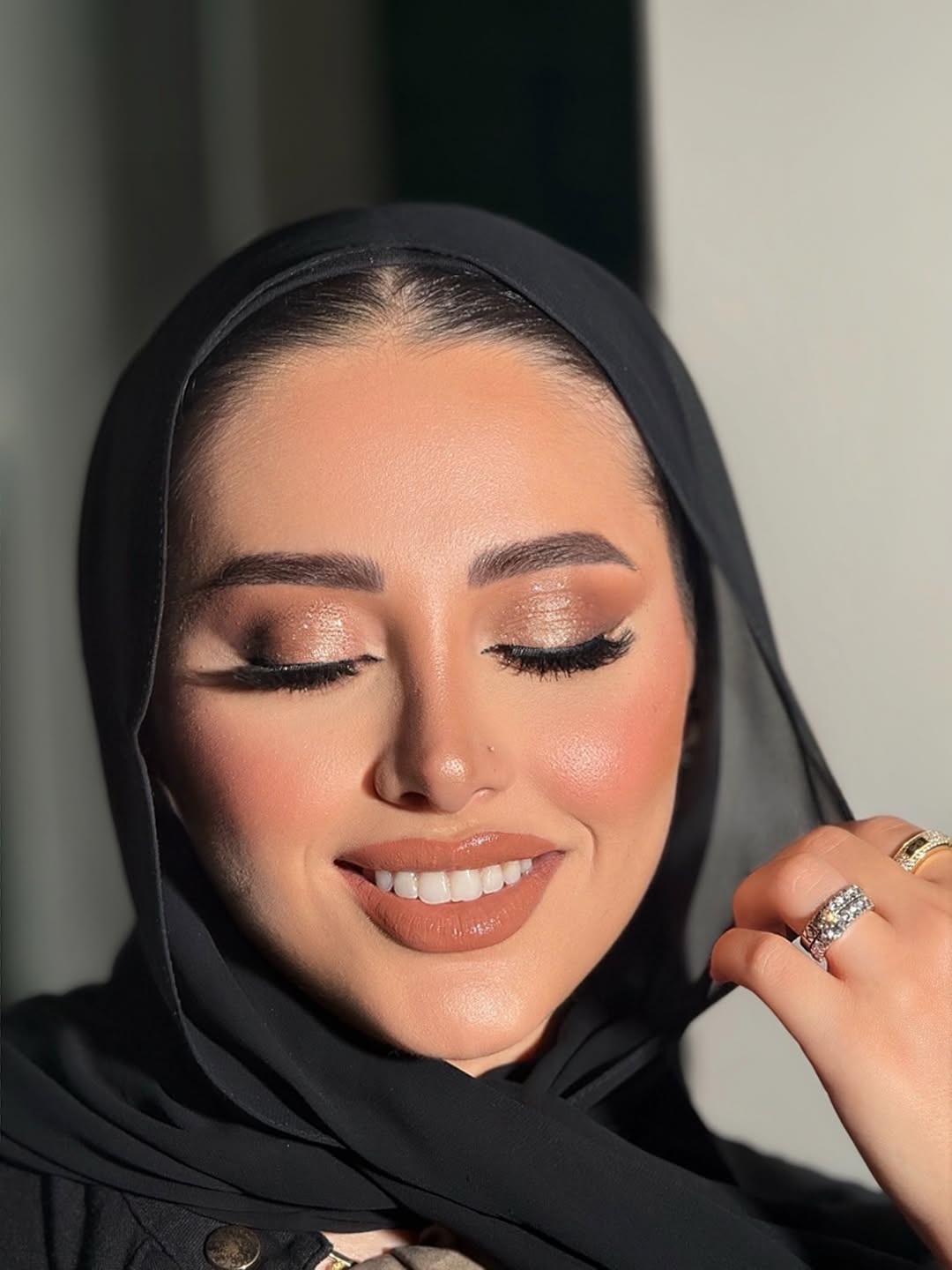 Luminous soft-glam artistry by Rama Shabaneh